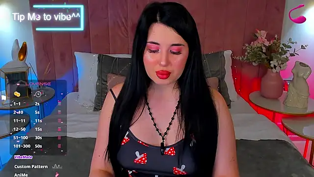 Mayzzie online show from October 2, 2025, 7:17 pm