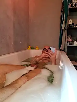 Kingsscepter online show from April 12, 2026, 11:46 am