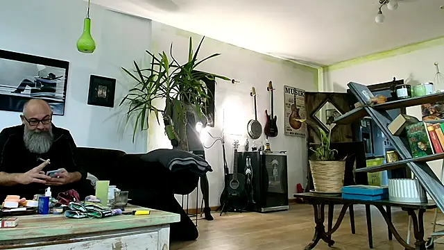 Kingsscepter online show from October 6, 2025, 7:20 am