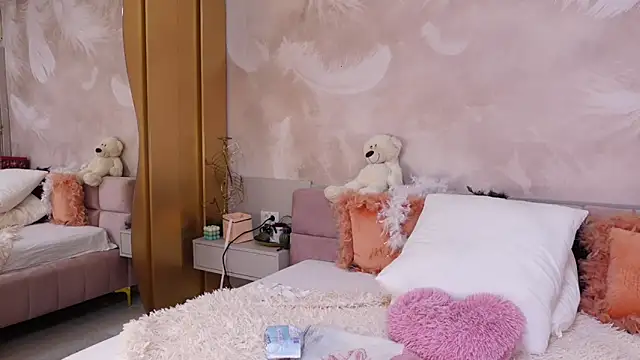 JullyBlair online show from March 31, 2026, 4:25 am