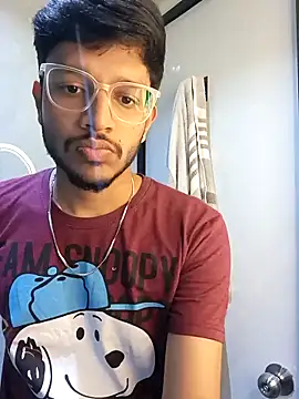 Snapshot of skinnyyyyyyyyy chatting on November 1, 2025, 4:41 am skinnyyyyyyyyy online show from November 1, 2025, 4:41 am