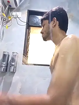 Snapshot of skinnyyyyyyyyy chatting on October 24, 2025, 4:00 am skinnyyyyyyyyy online show from October 24, 2025, 4:00 am