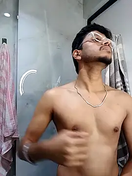 Snapshot of skinnyyyyyyyyy chatting on October 18, 2025, 4:47 am skinnyyyyyyyyy online show from October 18, 2025, 4:47 am