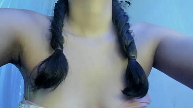 Snapshot of IvyLayla_ chatting on January 25, 2025, 7:06 am IvyLayla online show from January 25, 2025, 7:06 am