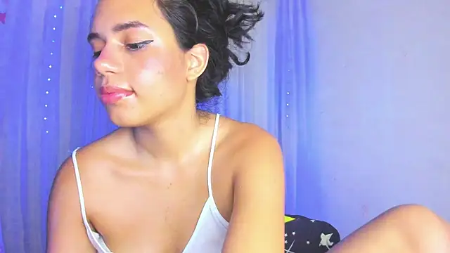 Snapshot of IvyLayla_ chatting on March 9, 2025, 10:30 pm IvyLayla online show from March 9, 2025, 10:30 pm