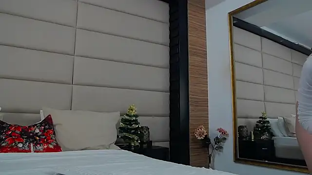 ClaraEcho online show from December 20, 2024, 4:20 am