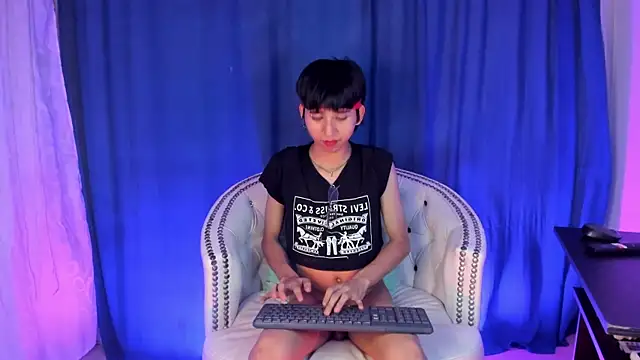 AlanRock18 online show from March 14, 2025, 4:54 am