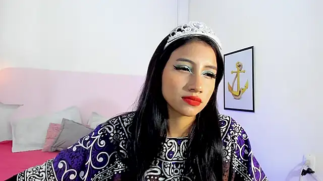 Snapshot of naomiii__ chatting on September 24, 2025, 12:22 pm naomiii   online show from September 24, 2025, 12:22 pm