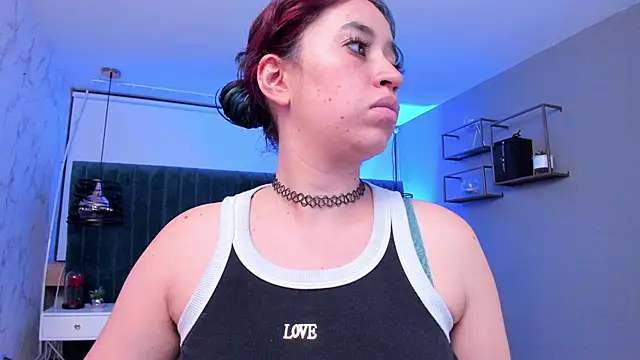 Snapshot of MAGIC_SOFI chatting on September 29, 2025, 8:03 pm MAGIC SOFI online show from September 29, 2025, 8:03 pm