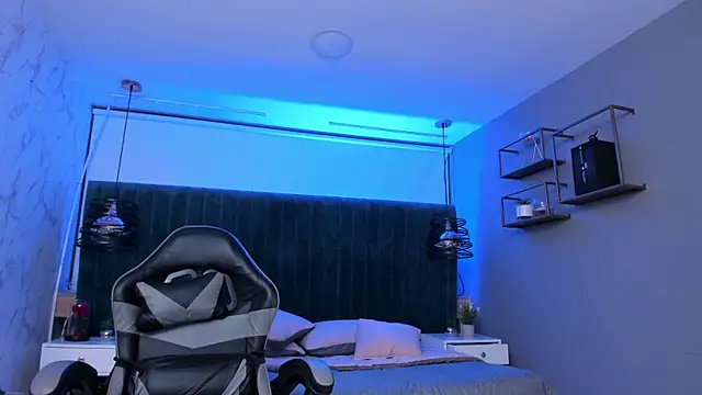 Snapshot of MAGIC_SOFI chatting on October 1, 2025, 8:02 pm MAGIC SOFI online show from October 1, 2025, 8:02 pm