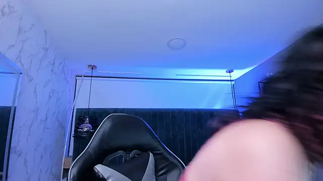 Snapshot of MAGIC_SOFI chatting on September 18, 2025, 7:50 pm MAGIC SOFI online show from September 18, 2025, 7:50 pm