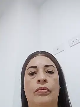 Snapshot of _Prinscarlet_ chatting on October 20, 2025, 9:15 pm  Prinscarlet  online show from October 20, 2025, 9:15 pm