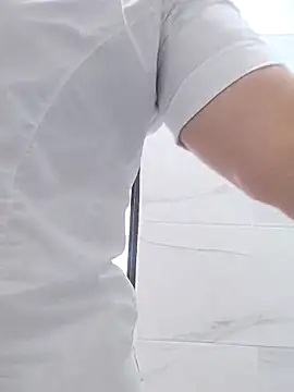 Snapshot of _Prinscarlet_ chatting on October 28, 2025, 7:02 pm  Prinscarlet  online show from October 28, 2025, 7:02 pm