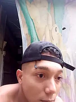 tayson  online show from October 25, 2025, 10:58 am