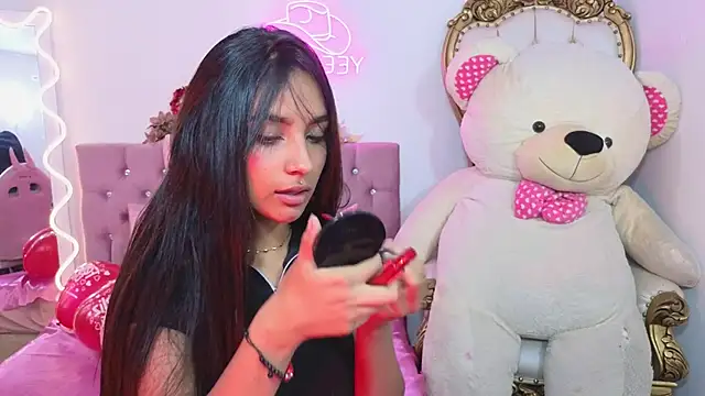 Jazmin tay online show from February 15, 2025, 7:28 pm