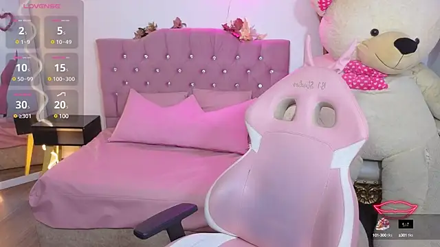 Jazmin tay online show from March 11, 2025, 1:26 am