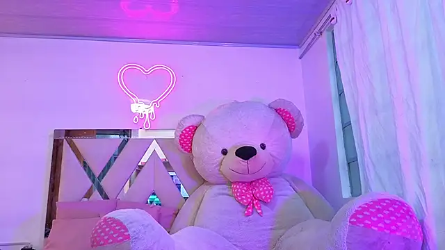 Jazmin tay online show from September 26, 2025, 11:50 am