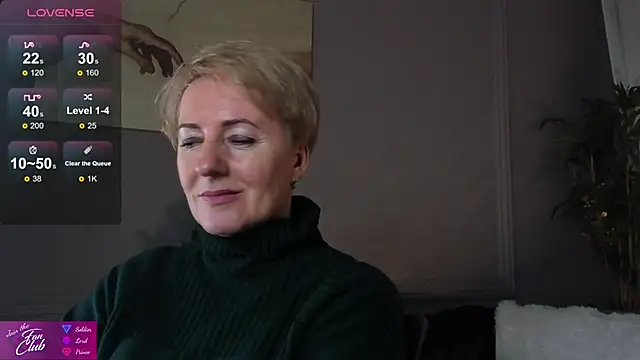 Nika Smit online show from January 24, 2025, 10:43 am