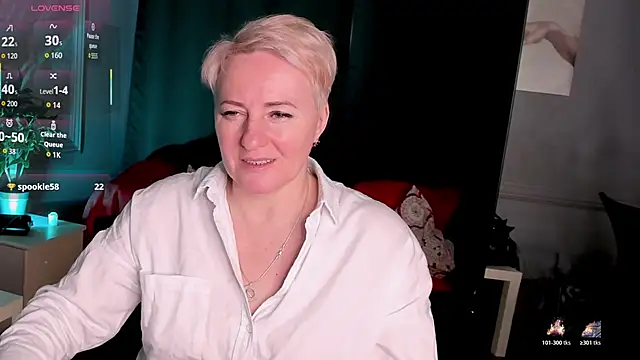 Nika Smit online show from February 6, 2026, 9:16 am