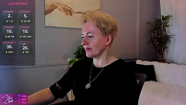 Nika Smit online show from January 17, 2025, 10:00 am