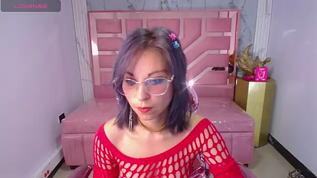 abril ch  online show from March 21, 2026, 12:20 pm