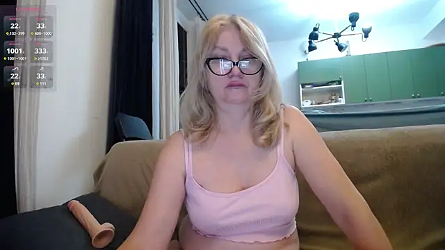 Blond Woman online show from February 15, 2025, 8:45 pm