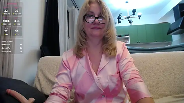 Blond Woman online show from January 27, 2025, 11:22 pm