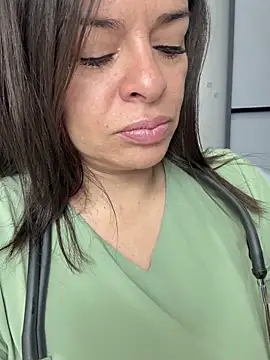 NATHALIA-28  online show from March 20, 2026, 12:17 pm