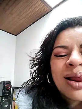 NATHALIA-28  online show from February 26, 2025, 1:22 pm