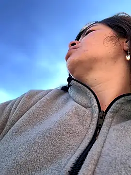 Snapshot of NATHALIA-28_ chatting on October 15, 2025, 12:02 pm NATHALIA-28  online show from October 15, 2025, 12:02 pm