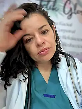 Snapshot of NATHALIA-28_ chatting on October 14, 2025, 12:17 pm NATHALIA-28  online show from October 14, 2025, 12:17 pm