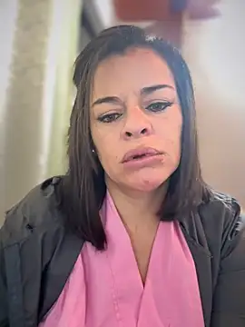 Snapshot of NATHALIA-28_ chatting on September 25, 2025, 12:22 pm NATHALIA-28  online show from September 25, 2025, 12:22 pm