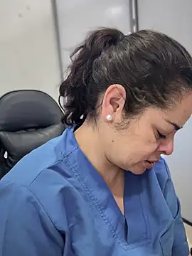 NATHALIA-28  online show from March 2, 2026, 11:39 am