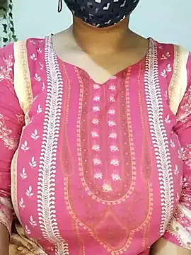 Snapshot of Nilanjona-Ray chatting on January 11, 2026, 5:03 am Nilanjona-Ray online show from January 11, 2026, 5:03 am