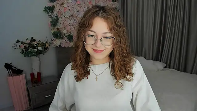 Snapshot of SereneFlame chatting on September 25, 2025, 4:02 pm SereneFlame online show from September 25, 2025, 4:02 pm