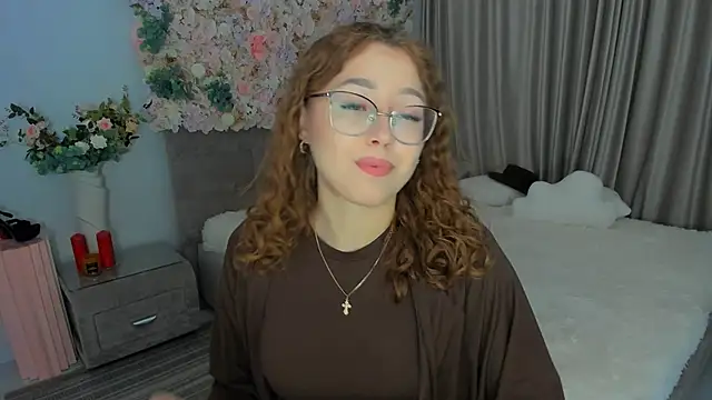 Snapshot of SereneFlame chatting on September 20, 2025, 4:23 pm SereneFlame online show from September 20, 2025, 4:23 pm