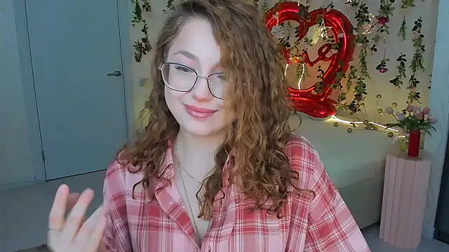 SereneFlame online show from February 15, 2026, 6:07 pm