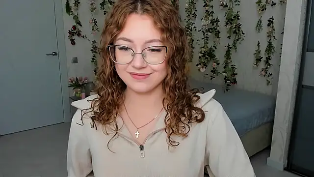 Snapshot of SereneFlame chatting on October 1, 2025, 10:09 am SereneFlame online show from October 1, 2025, 10:09 am