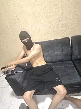 Danielraz online show from March 31, 2026, 1:18 am