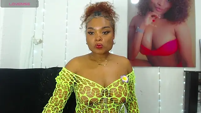 Snapshot of gianna_smith chatting on February 28, 2025, 3:37 am gianna smith online show from February 28, 2025, 3:37 am