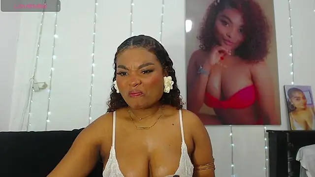 Snapshot of gianna_smith chatting on February 26, 2025, 9:31 pm gianna smith online show from February 26, 2025, 9:31 pm