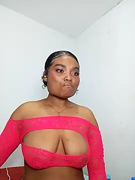 Snapshot of gianna_smith chatting on February 5, 2026, 4:52 am gianna smith online show from February 5, 2026, 4:52 am