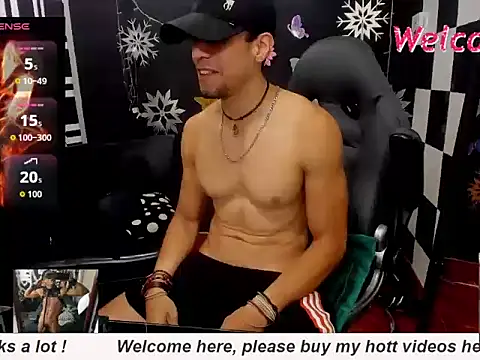 Snapshot of MikeRose94 chatting on October 28, 2025, 1:10 pm MikeRose94 online show from October 28, 2025, 1:10 pm