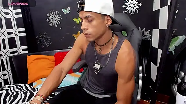 MikeRose94 online show from April 12, 2026, 6:00 pm