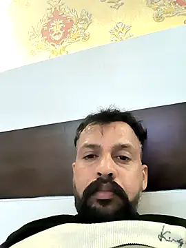 hot-po online show from March 7, 2025, 4:33 pm