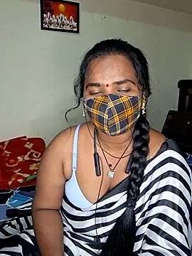 anitha906 online show from February 13, 2025, 5:01 pm