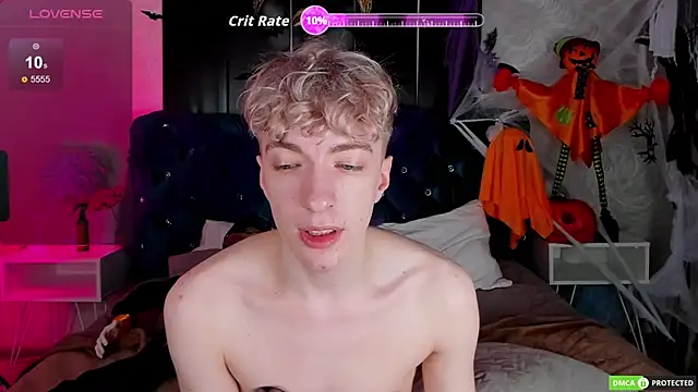 Snapshot of TrevorBenson chatting on October 27, 2025, 6:14 am TrevorBenson online show from October 27, 2025, 6:14 am