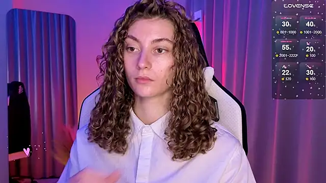 lady curls online show from January 27, 2025, 1:26 am