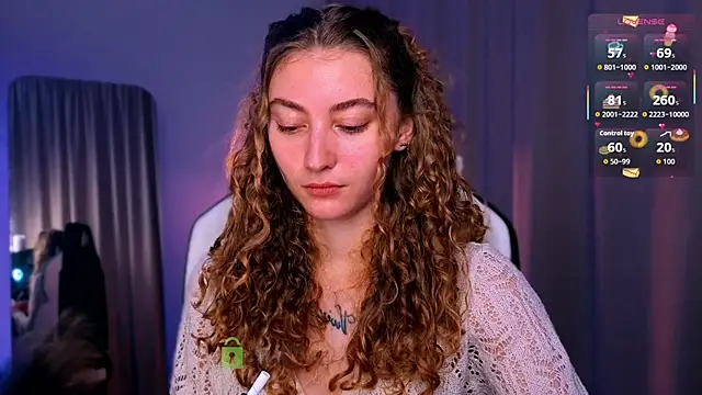 lady curls online show from October 5, 2025, 9:27 pm