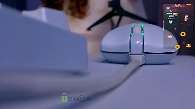 lady curls online show from October 3, 2025, 9:49 pm